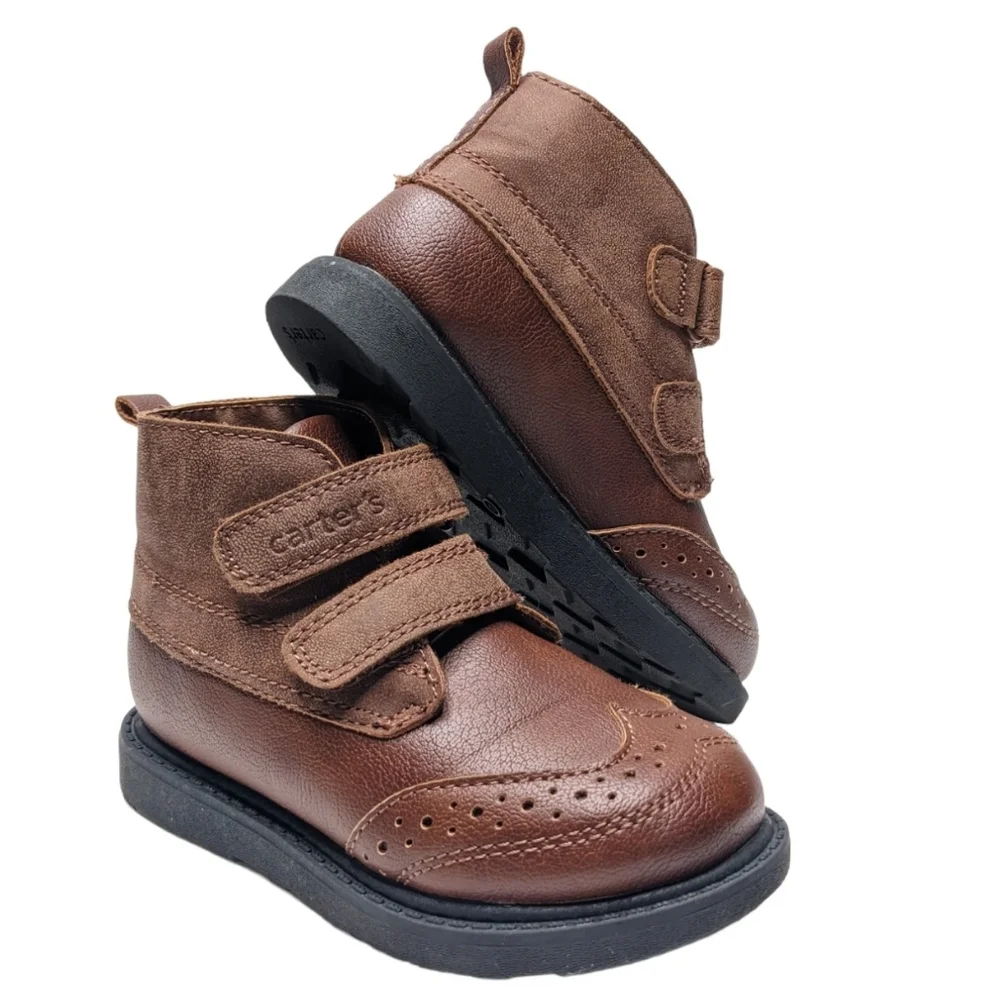 Carter's Bennie Wingtip Boots | Size 9M